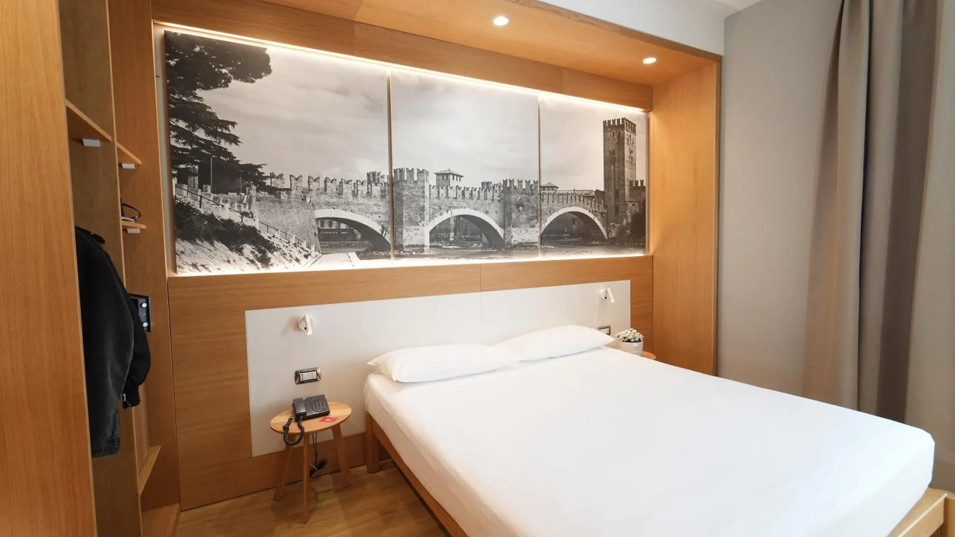 Cavallo Hotel Verona Est Italy
