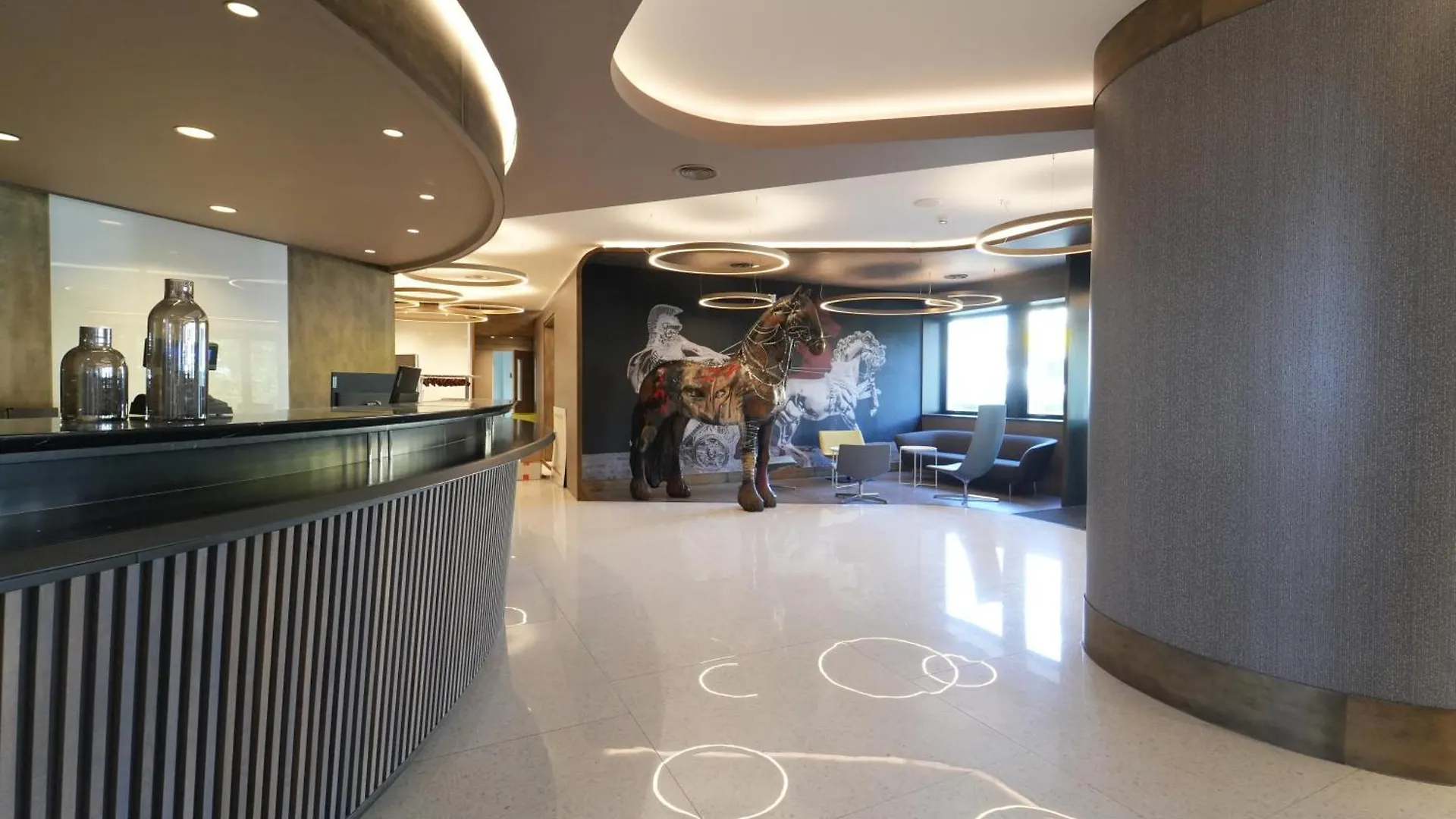Cavallo Hotel Verona Est