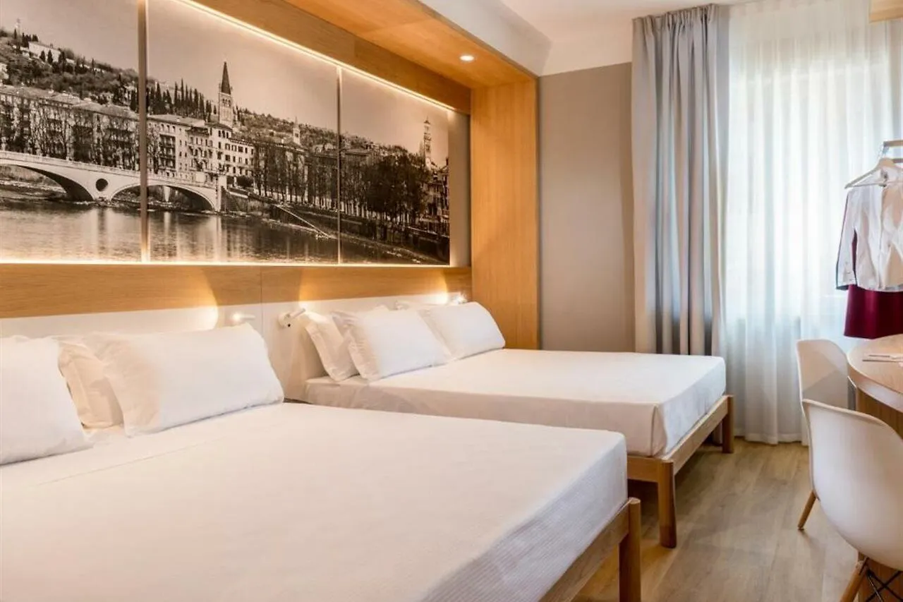 Cavallo Hotel Verona Est